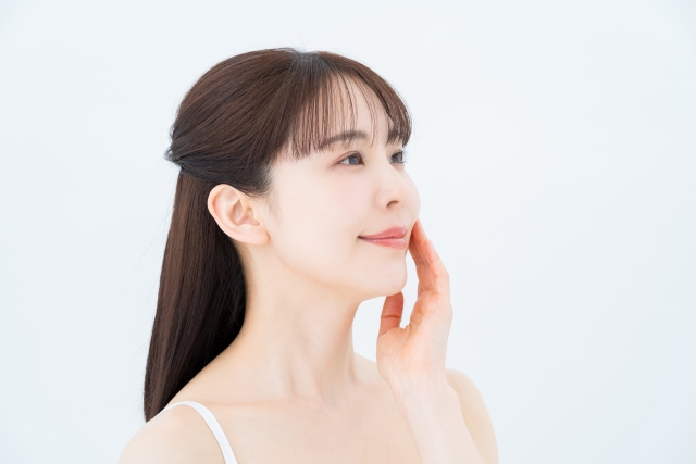 ボルニューマーを受けても顔がすっきりしない？「たるみ」だけではない老け見えの原因